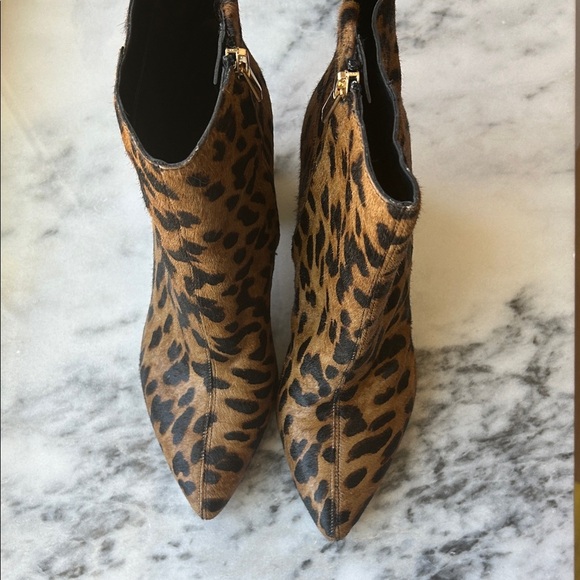Sam Edelman Women's Hilty Leopard Ankle Booties | 8.5 - Picture 3 of 8